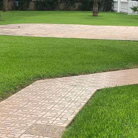 Primera Linea Playa El Palmeral Апартаменты *