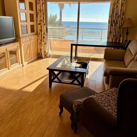 Primera Linea Playa El Palmeral Торевьиа